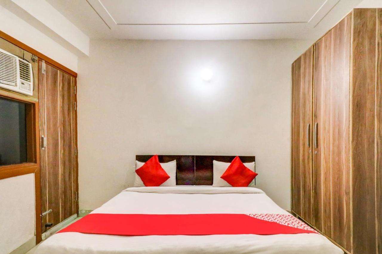 Oyo 71597 The Shivaay Residency Hotel Гургаон Екстериор снимка